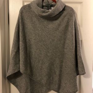 Cashmere poncho